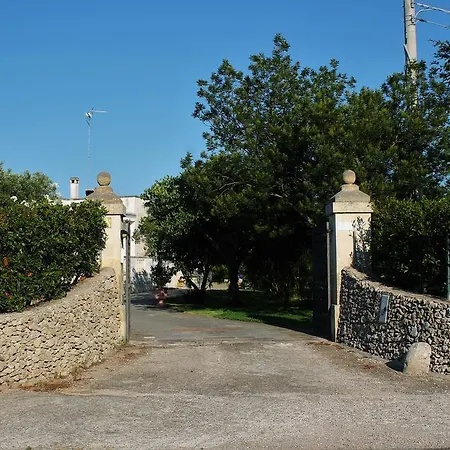 La Petrusa Vernole